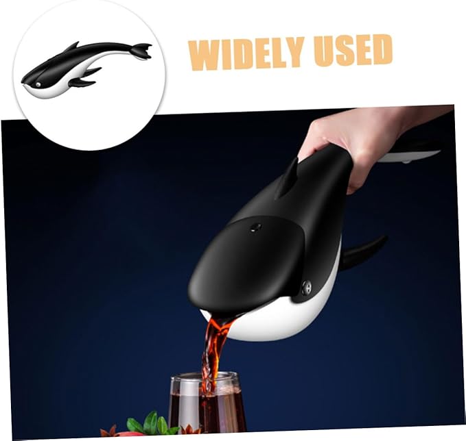 SHOWERORO Whale Manual Citrus Juicer Portable Hand Press Fruit Squeezer for Oranges Lemons Grapefruits Design Decorative Kitchen Countertop Accessory
