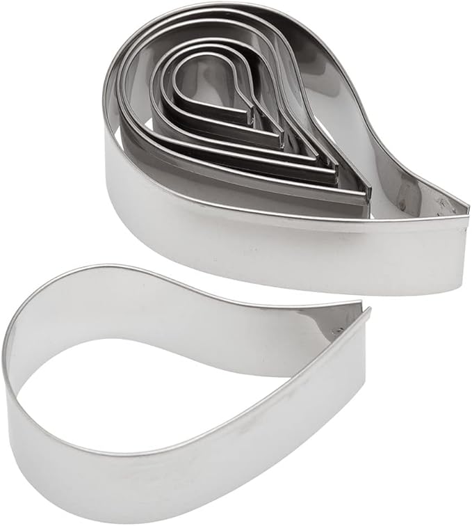 Ateco Plain Edge Comma Cutters in Graduated Sizes, Stainless Steel, 7 Pc Set, Silver