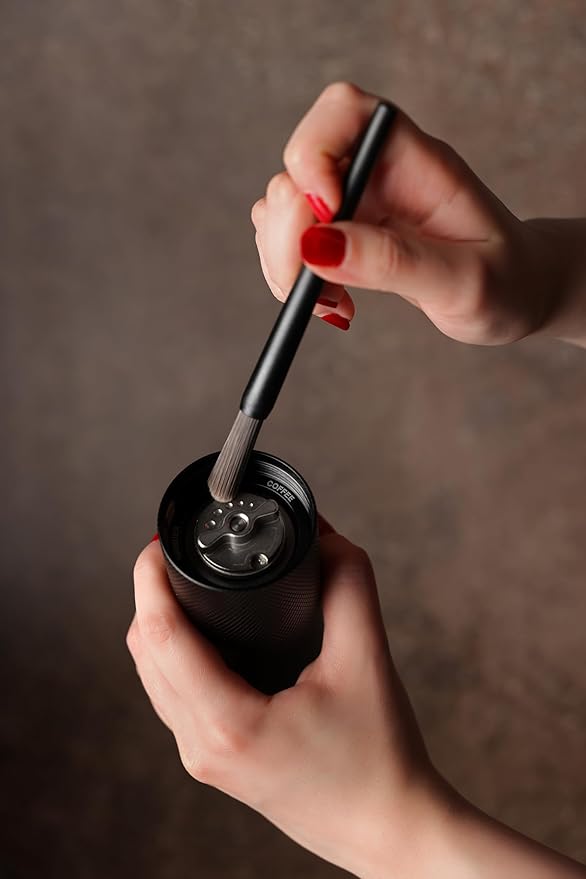 Manual Coffee Grinder - Adjustable Setting for French Press/Espresso Adjustable Setting for French Press/Espresso - (Storing tin + cleaning brush + measuring scoop)