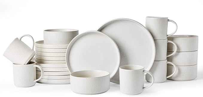 famiware Star Dinnerware Set with Mugs, Service for 6 (24 Pieces), Ribbed Stoneware Plates and Bowls Dishes Sets - Chip & Scratch Resistant, Microwave & Dishwasher Safe, Matte White