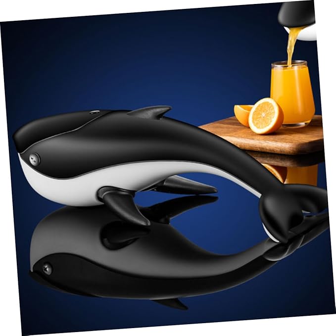 SHOWERORO Whale Manual Citrus Juicer Portable Hand Press Fruit Squeezer for Oranges Lemons Grapefruits Design Decorative Kitchen Countertop Accessory