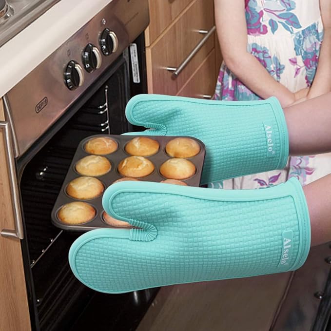 Alselo Oven Mitts Heat Resistant Silicone Kitchen Gloves for 550 Degrees with Waterproof and Non-Silp, Set of 2 Oven Gloves for Baking Cooking Barbecue Microwave Machine Washable (Blue, 2)