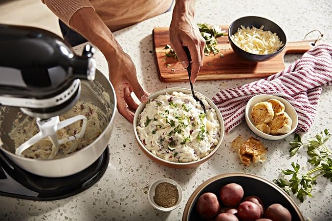 KitchenAid Classic Series 4.5 Quart Tilt-Head Stand Mixer K45SS, Onyx Black