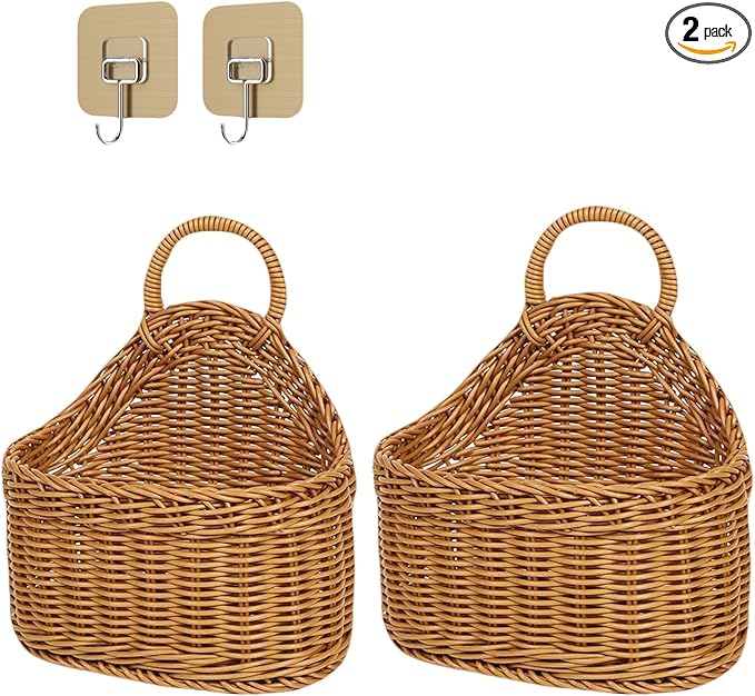 2Pcs Hanging Storage Baskets, Plastic Woven Hanging Basket with Hook, Flower Bin with Handle Kitchen Wall Basket for Ginger Garlic(Brown)