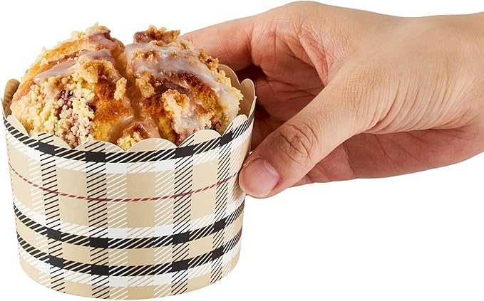 Restaurantware Baking Cups 200 Pack of 10 oz Paper Cupcake Liners Greaseproof Scalloped Oven-Safe Elegant Dessert Muffin Cups Disposable for Parties
