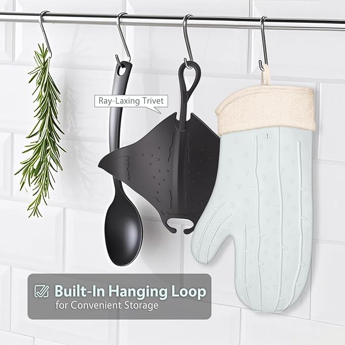 UMIRRO Cactus Silicone Oven Mitt 2-Pack Set, Heat Resistant, Non-Slip Grip for Kitchen Use, Safe for Cooking Baking & Grilling, Cute Kitchen Accessories, 13", Mint Green