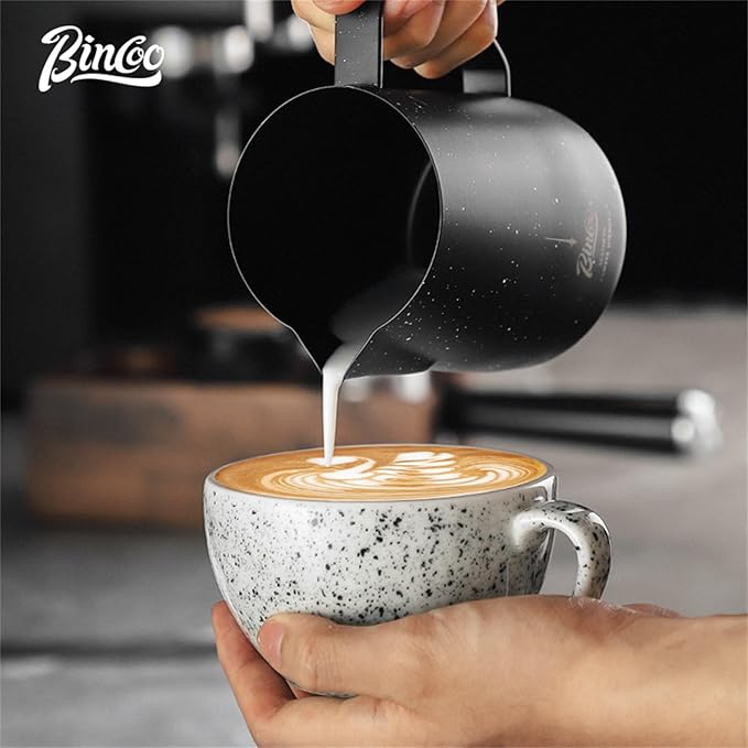 Bincoo Star Milk Frothing Pitcher 21oz/600ml,Espresso Steaming Pitcher,Espresso Machine Accessories,Milk Coffee Cappuccino Latte Art Pen for Home Coffee Bar