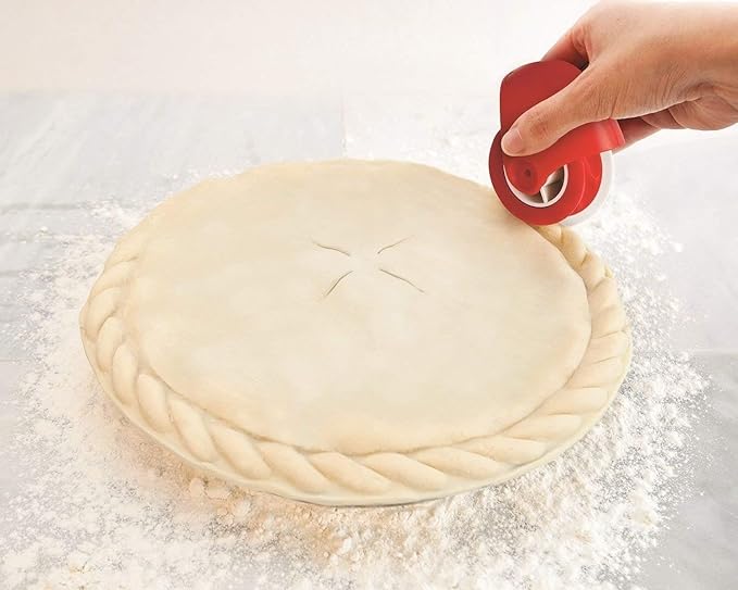 Pastry Wheel Decorator and Cutter Beautiful Pie Crust Pizza Pastry lattice Decoration Tools Plastic Pie Decoration Cutter Lattice Cutting Tool for Beautiful Pie Crust or Ravioli Pasta