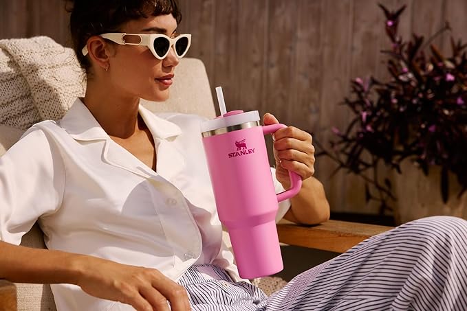 STANLEY Quencher H2.0 Tumbler with Handle and Straw 20 oz | Flowstate 3-Position Lid | Cup Holder Compatible for Travel | Insulated Stainless Steel Cup | BPA-Free | Coastal Teal