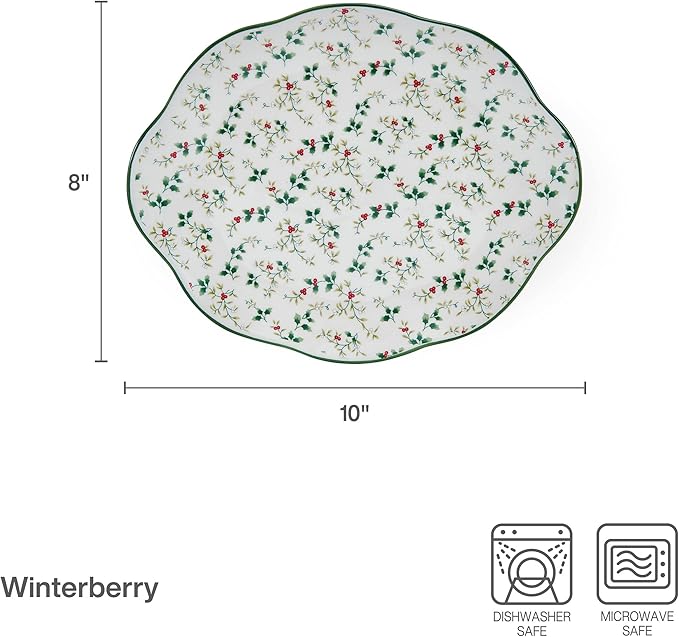 Pfaltzgraff Winterberry Holiday Set of 2 Serving Plates, 10 Inch and 12 Inch, Multicolored