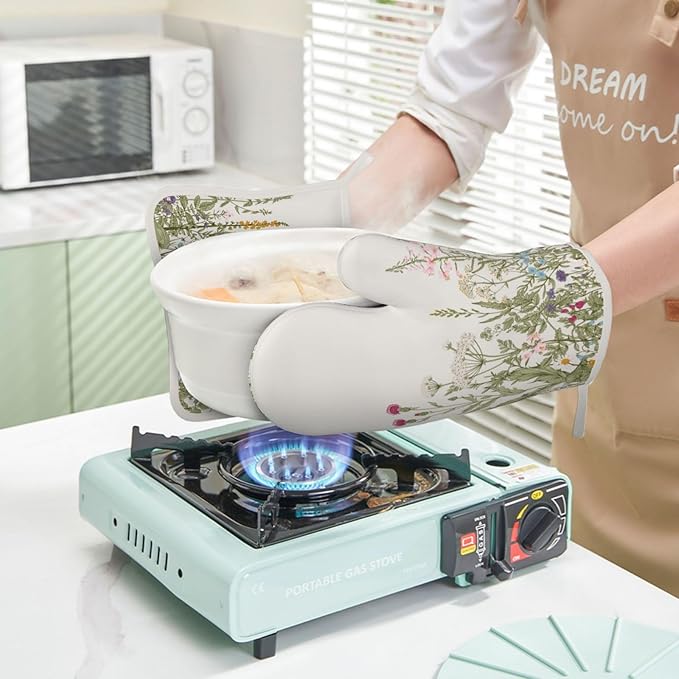 Wildflower Botanical Oven Mitts and Pot Holders Set Silicone Heat Resistant Floral Plant Herbs Sage Green Leaves Kitchen Gloves Set Kitchen Mittens Pot Holders for Cooking Baking Grilling