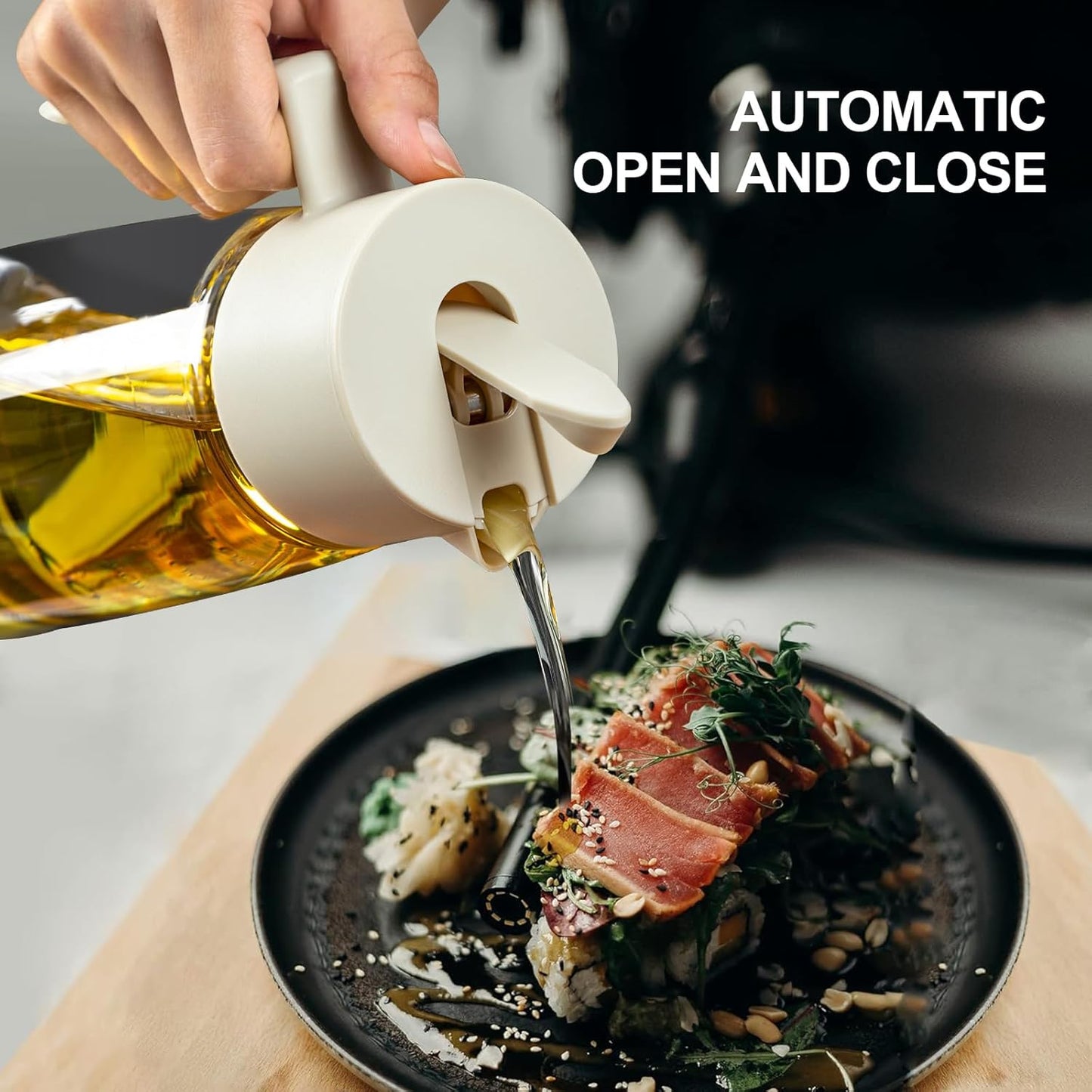 Olive Oil Dispenser Bottle for Kitchen with Leakproof and Dust Cover, Auto-Open & Close Glass Olive Oil Bottle with Non-Slip Bottom 600ml Cooking Oil and Vinegar Cruet Dispenser (Blue)