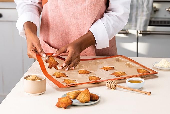 Silpat The Original Holiday Treats Baking molds, 11 5/8" x 15 3/4"