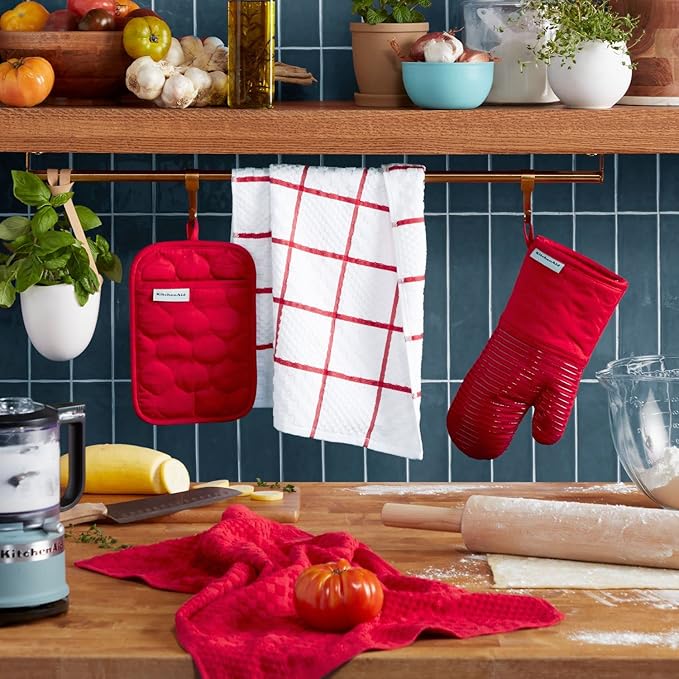 KITCHENAID Quilted Cotton Terry Cloth Oven Mitt, Pot Holder, Kitchen Towel 4-Pack Set, Heat Resistant, Silicone Grip, Gift Set, Passion Red, 16"x26", 7"x13" & 7"x10"