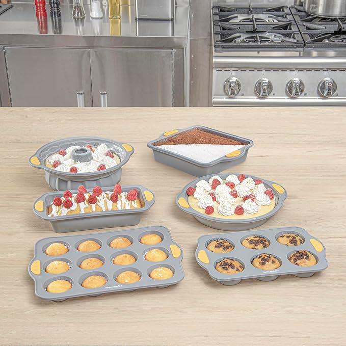 Restaurantware Silicone Baking Molds Pack of 40 Non-Stick Muffin Molds with Handles 12 Compartments, Oven-Friendly Dishwashable Freezer-Friendly Heat-Resistant Gray Silicone Cupcake Muffin Pans