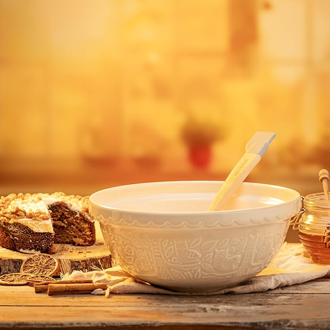 Mason Cash | S18 Owl Embossed Mixing Bowl - 2.85 Quart
