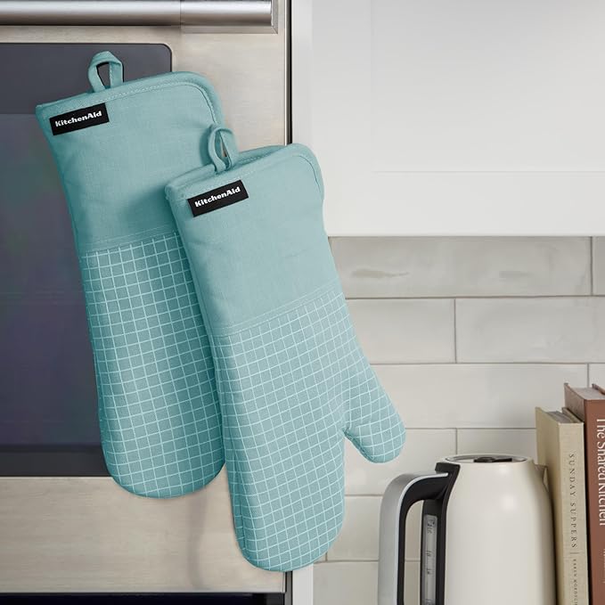 KITCHENAID Gourmet Series Gridlines Oven Mitts 2-Pack Set, Heat Resistant up to 600°F, Soft Silicone Grip, Magnetic Cuff, Mineral Water Aqua, 7"x14"