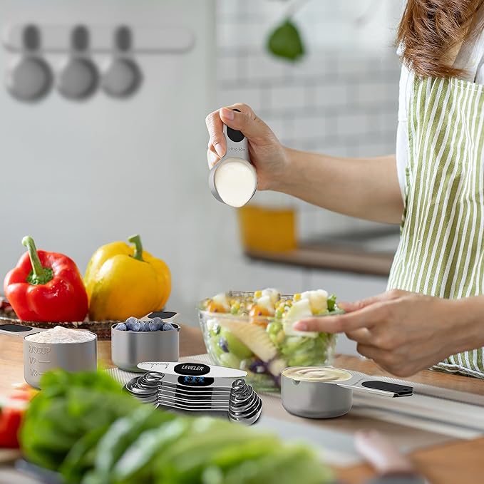 Magnetic Measuring cups and spoons Set, 304 Stainless Steel 5 Magnetic Measuring Cup and 8 Double Sided Measuring Spoons with 1 Leveler，Kitchen Gadgets for Cooking & Baking
