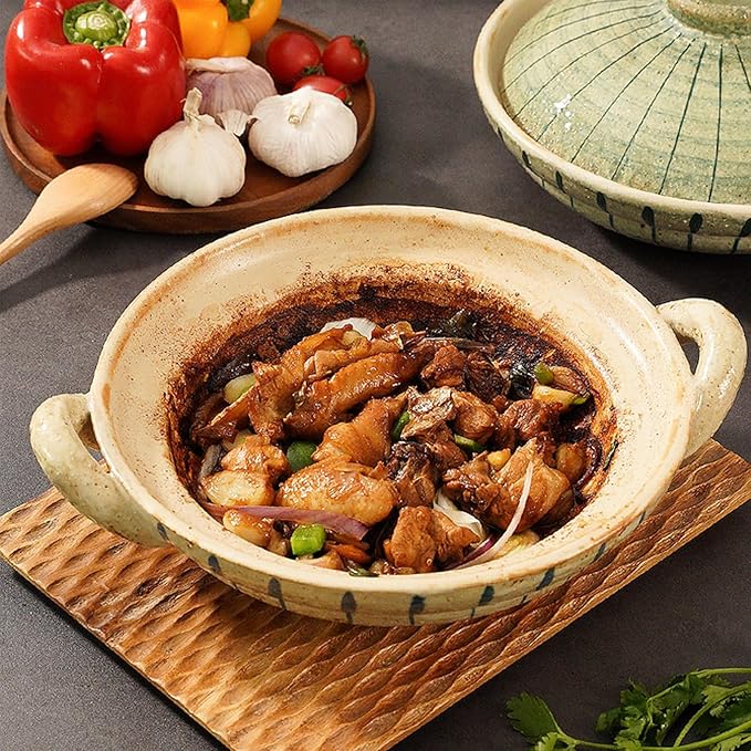 Heat Resistant Ceramic Casserole, Round Earthen Pot Cookware with Lid for Dinner and Party, Uniform Heating Stockpot for Stew, Soup, Steam, Bake(1800ml/1.9quart, White)