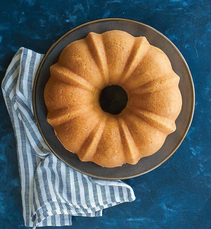 Nordic Ware Formed Treat Bundt Pan, 12-Cup, Silver