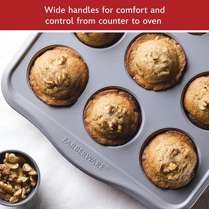 Farberware Disney Bake with Mickey Mouse Nonstick Bakeware Set/Baking Pans with Disney Home Oven Mitts, Cookie Pans, Muffin/Cupcake and Loaf Pan, 6 Piece Non Stick Bakeware Set - Red