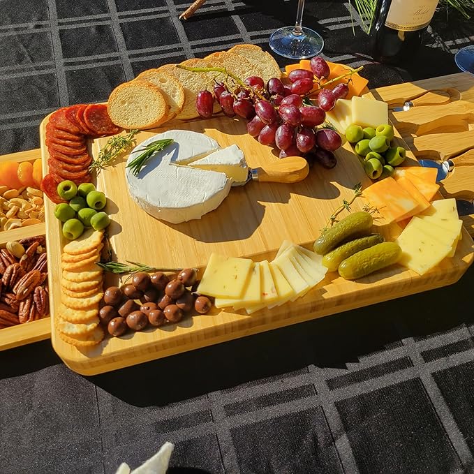 Personalized Charcuterie Board, Cutting Board Wedding Gift, Couple Christmas Gift, Bridal Shower Gift, Housewarming Gift, Anniversary Gift