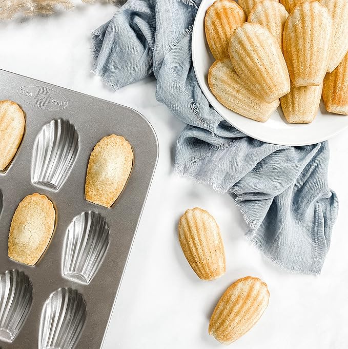 USA Pan Bakeware Nonstick Madeleine Pan, 16 Well